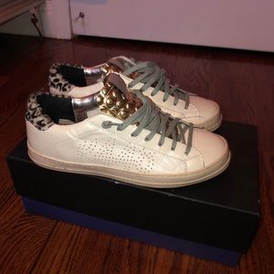 P448 John sneakers size 41 gold bubble calf hair